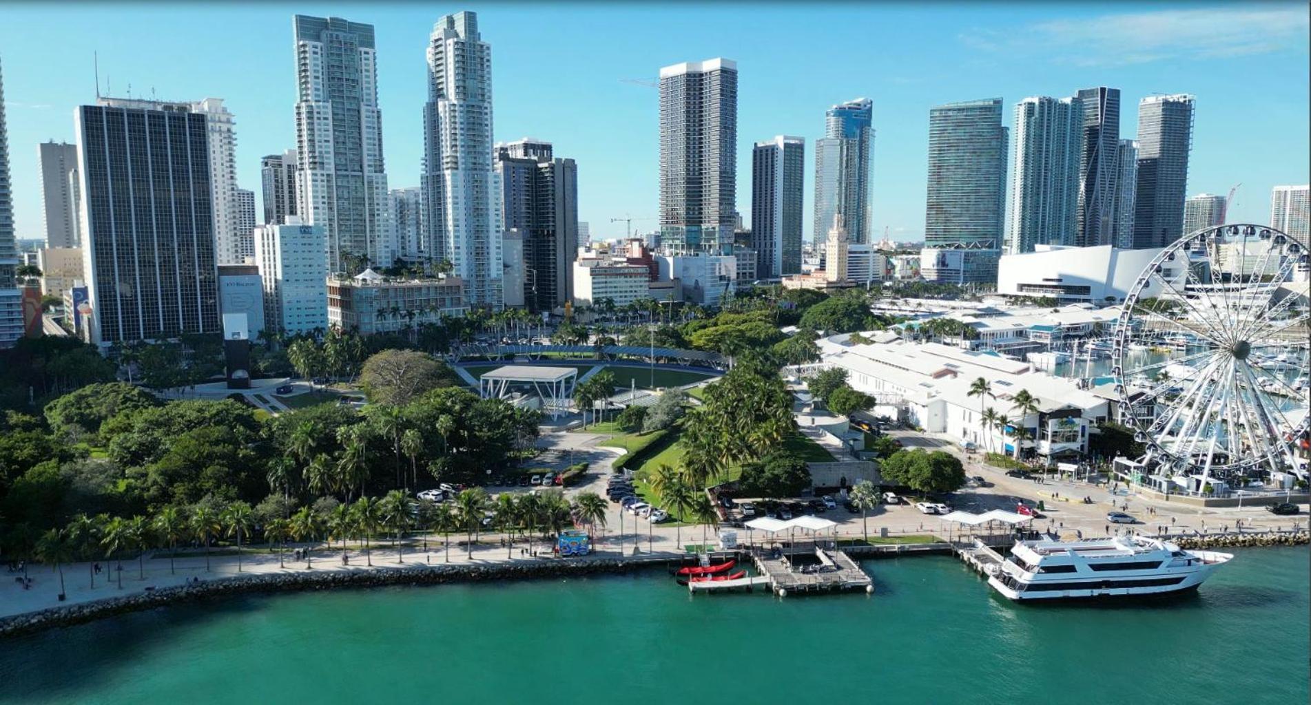 Private Near Airport - Free Parking - 01 Séjour chez l'habitant Miami